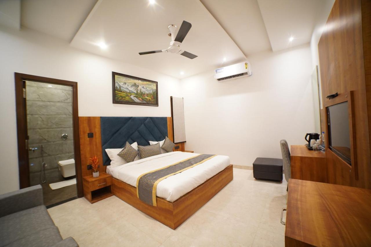 Hotel Elite - 5 Mins From Golden Temple Amritsar Exterior photo
